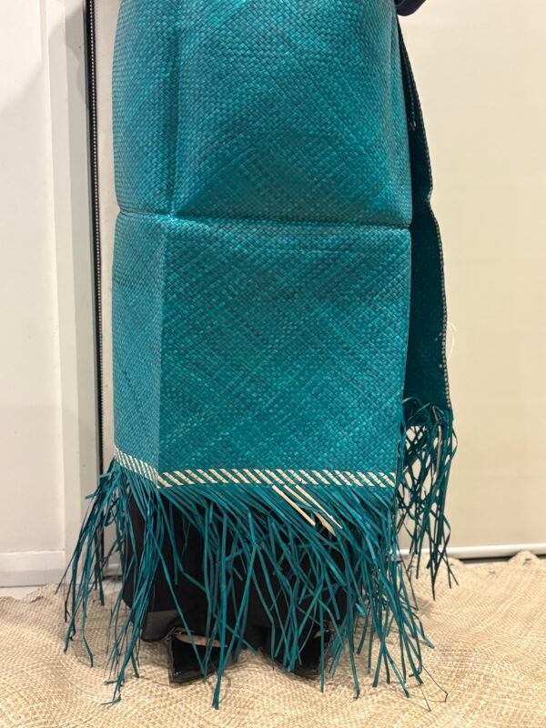 Ta'ovala Lou'akau Aveave - Turquoise