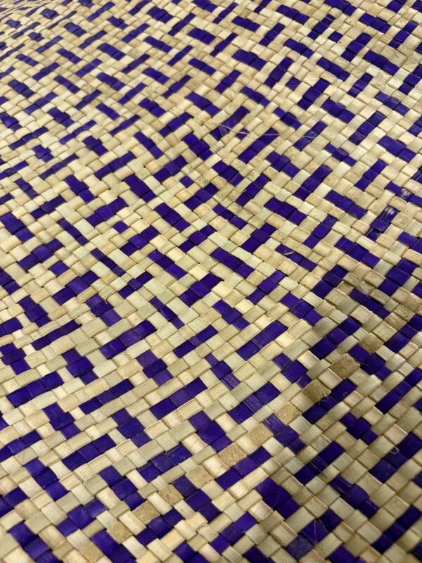 Lou'akau Ta'ovala 2Tone Aveave - Lavender & White - Image 2