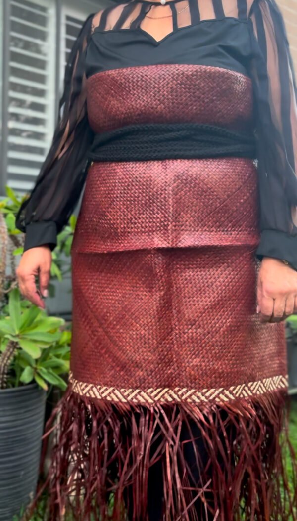 Taʻovala Louʻakau – Brown | Traditional Tongan Cultural Wear